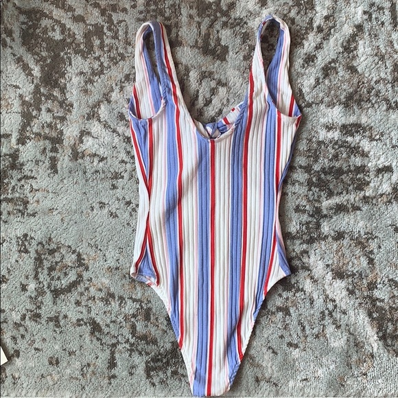 Adorable RW&B bodysuit - Picture 3 of 3